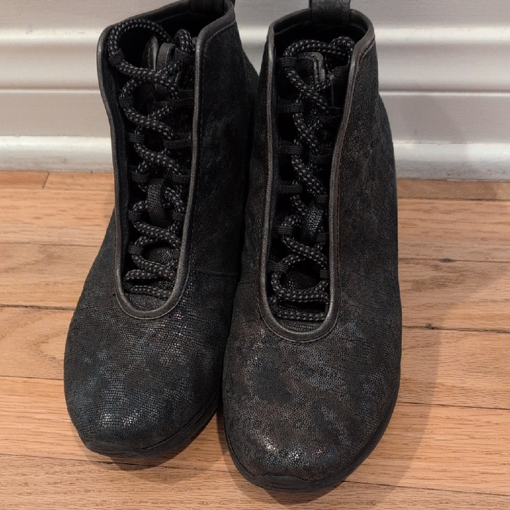 Andia Fora Ankle Boots Made in Italy